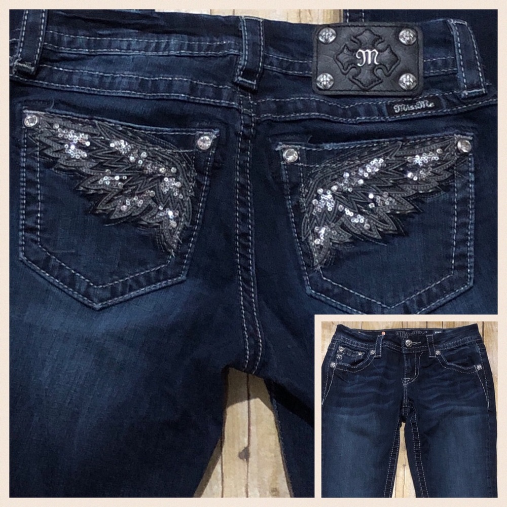 Miss Me Jeans Mid-Rise Easy Straight